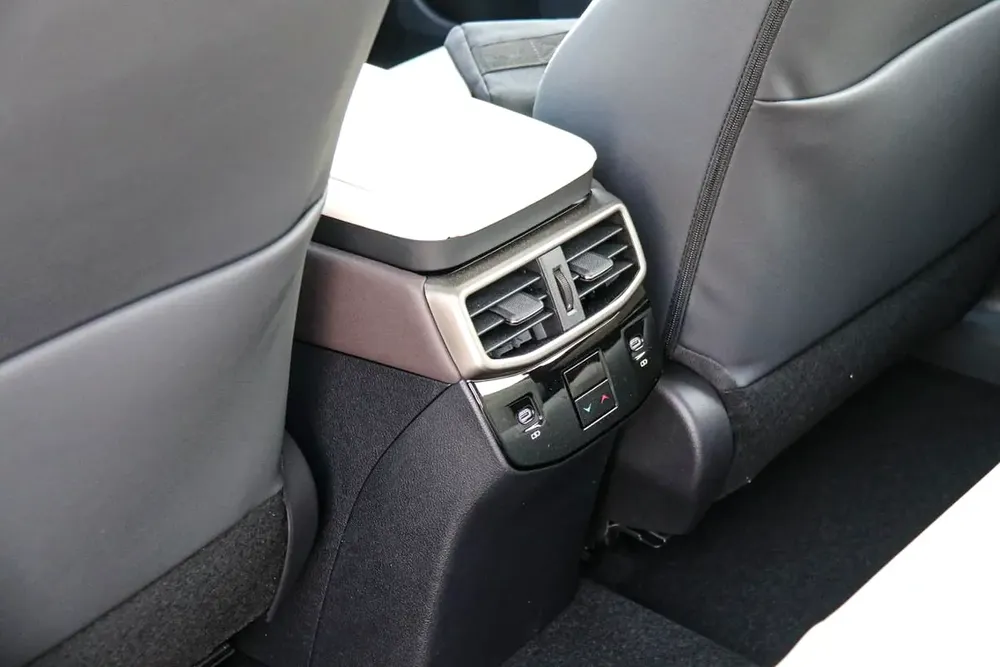 Lexus RX-Series 2026, GCC Specs - Experience Luxury - Image 19
