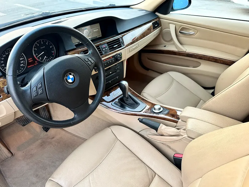 BMW 325 FRESH JAPAN IMPORT BEIGE INTERIOR - Image 12