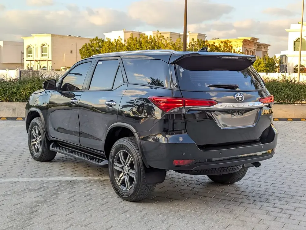 TOYOTA FORTUNER 2022 GXR V6 4.0L GCC IN EXCELLENT CONDITION - Image 13