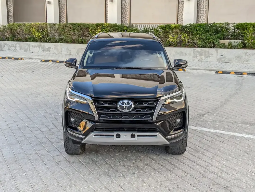 TOYOTA FORTUNER 2022 GXR V6 4.0L GCC IN EXCELLENT CONDITION - Image 18
