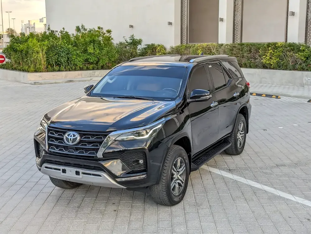 TOYOTA FORTUNER 2022 GXR V6 4.0L GCC IN EXCELLENT CONDITION - Image 19