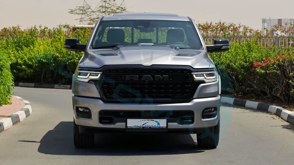 ( Only For Export ) 2026/2026 RAM 1500 LIMITED CREW CAB SST H.O 3.0TT GCC BRAND NEW - Image 4
