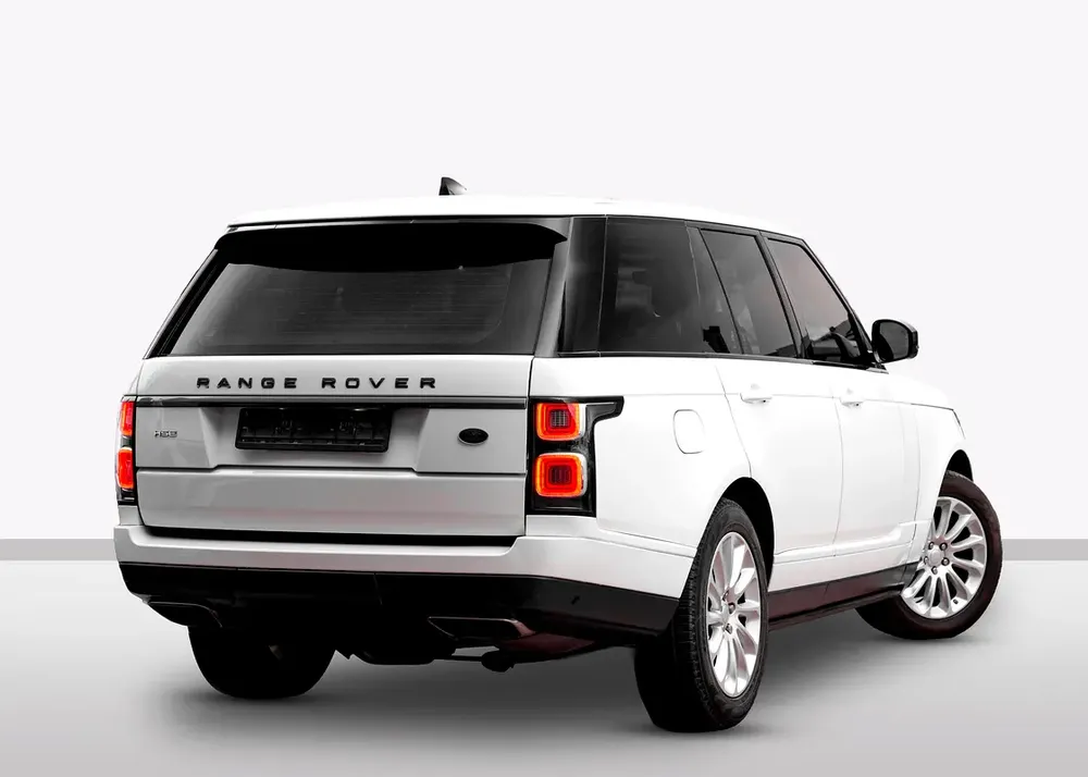 Land Rover Range Rover HSE 2019 - GCC Specs - Pristine Condition - Image 5