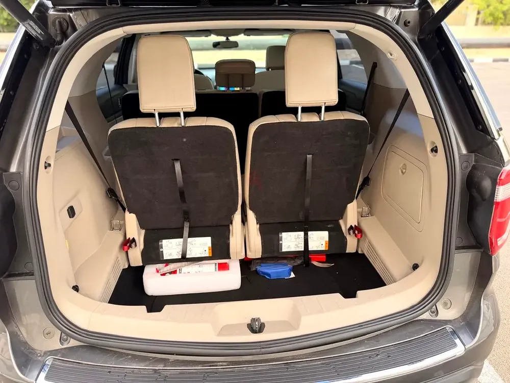 Ford Explorer XLT 2018 Full option 4 wheel drive - Image 13