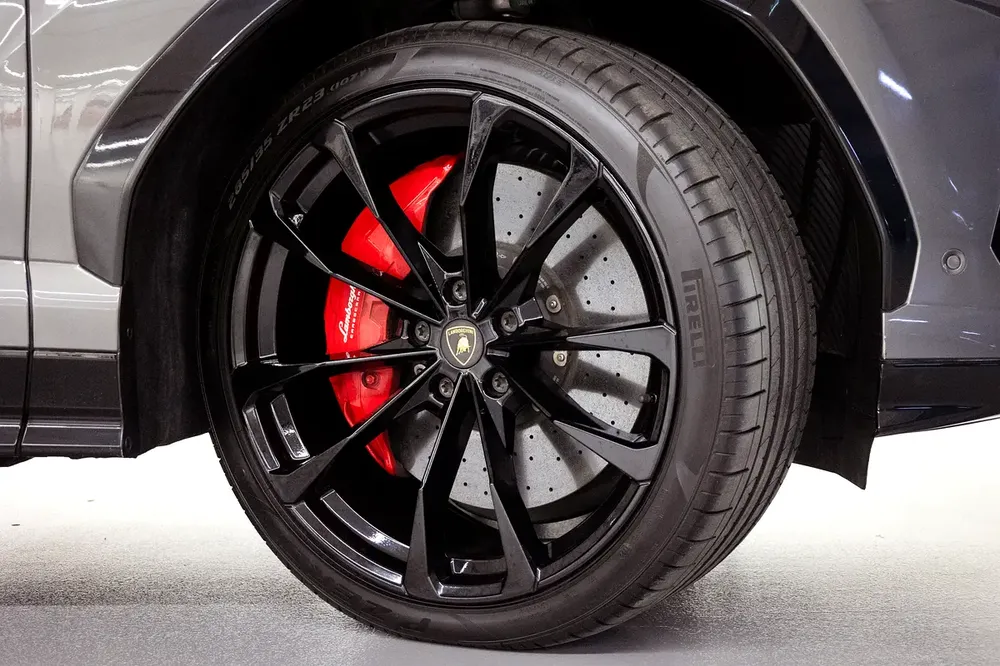 Lamborghini Urus - European Specs - Image 8