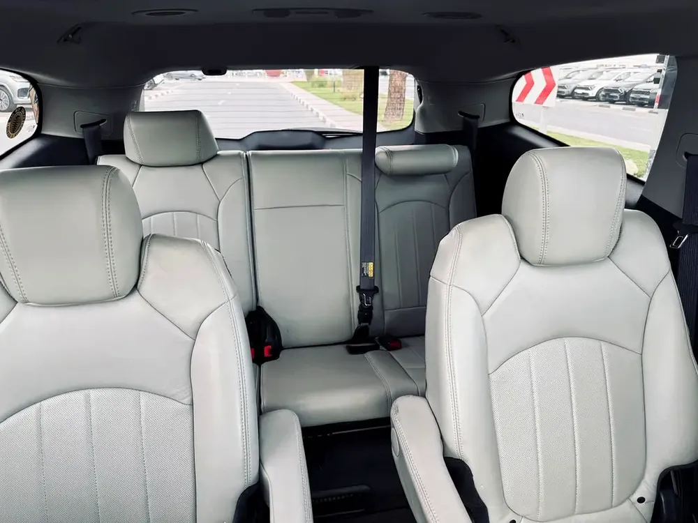 CHEVROLET TRAVERSE | 2009 | FULL OPTION | CLEAN CAR FRESH JAPAN IMPORT - Image 16