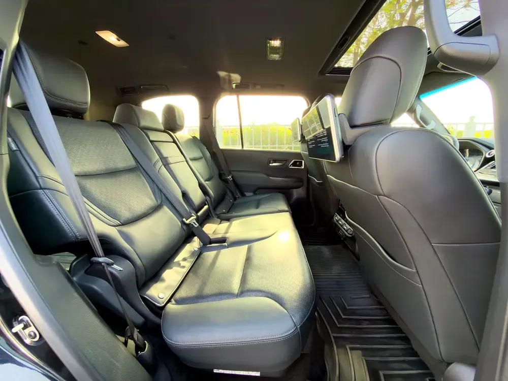 Land Cruiser VXR Twin Turbo  2022 | GCC Specs | Full Option - Image 16