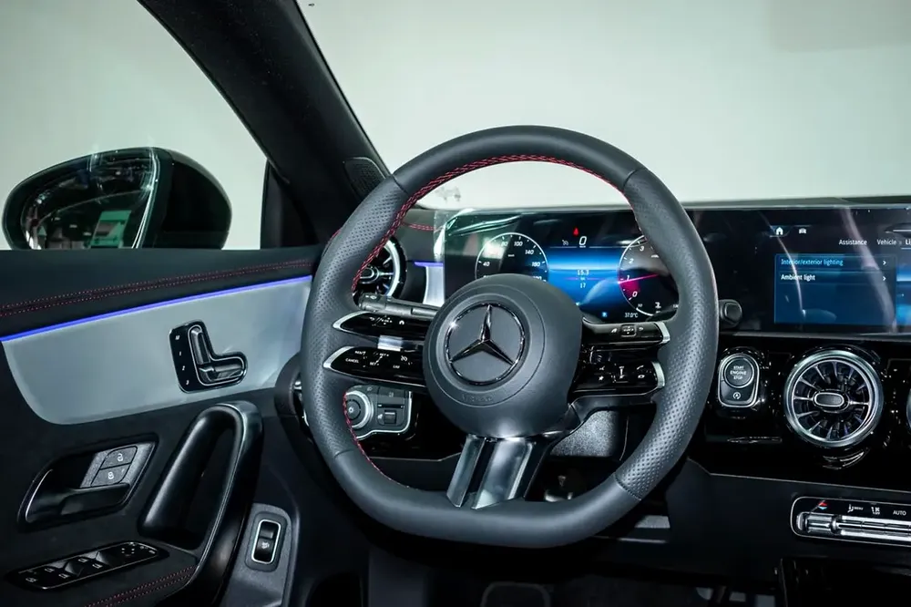 Mercedes CLA200 2025 GCC Brand New (For Export) - Image 12