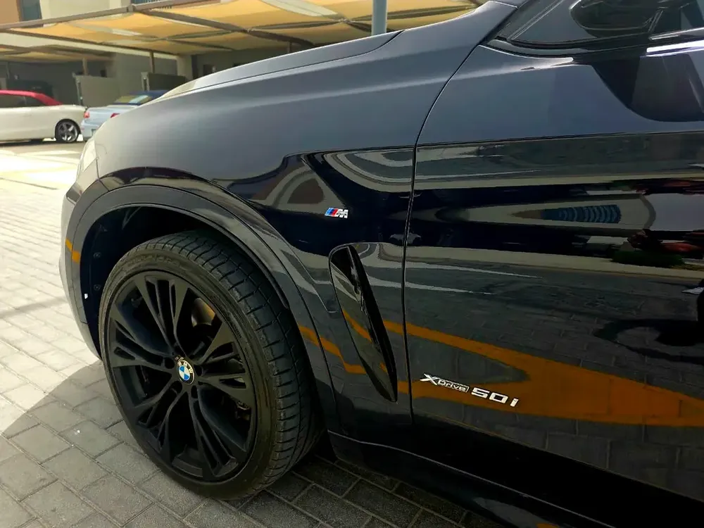 BMW X6 xDrive50i M Sport 2018 | GCC Specs | Pristine Condition - Image 16
