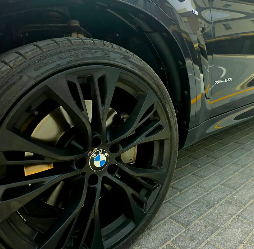 BMW X6 xDrive50i M Sport 2018 | GCC Specs | Pristine Condition - Image 7