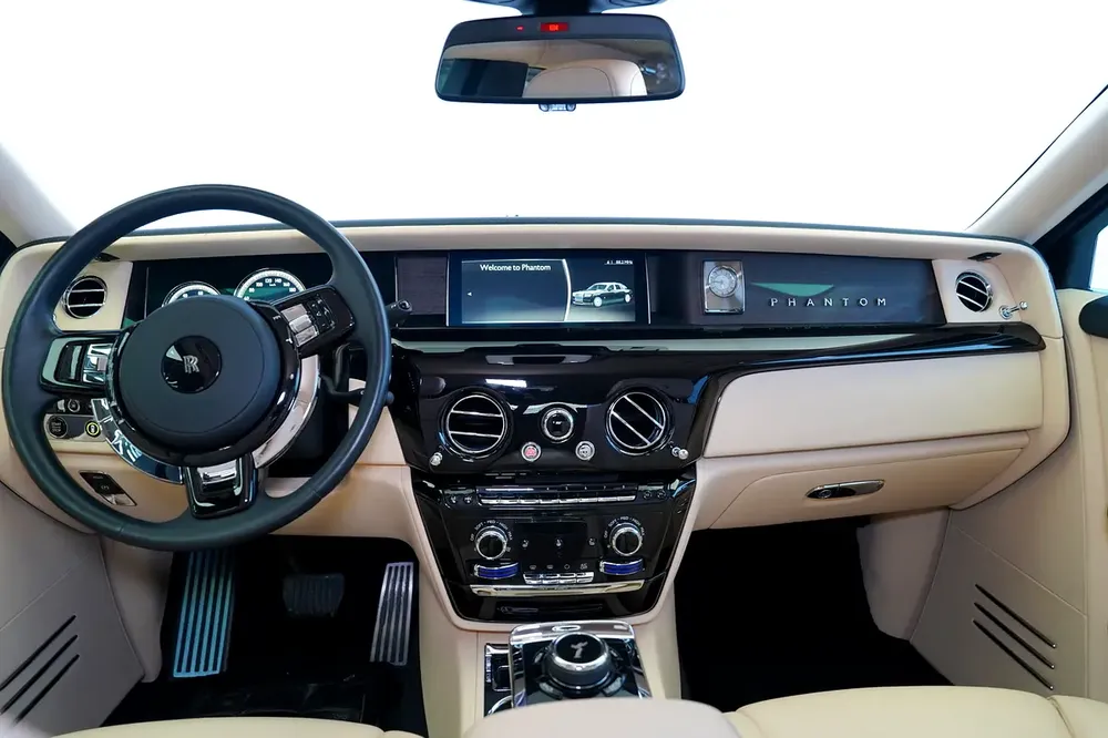 WARRANTY APRIL 2027 | STARLIGHT | REAR ENTERTAINMENT | PHANTOM - Image 11