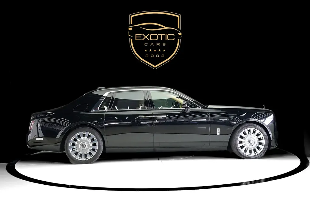 WARRANTY APRIL 2027 | STARLIGHT | REAR ENTERTAINMENT | PHANTOM - Image 4
