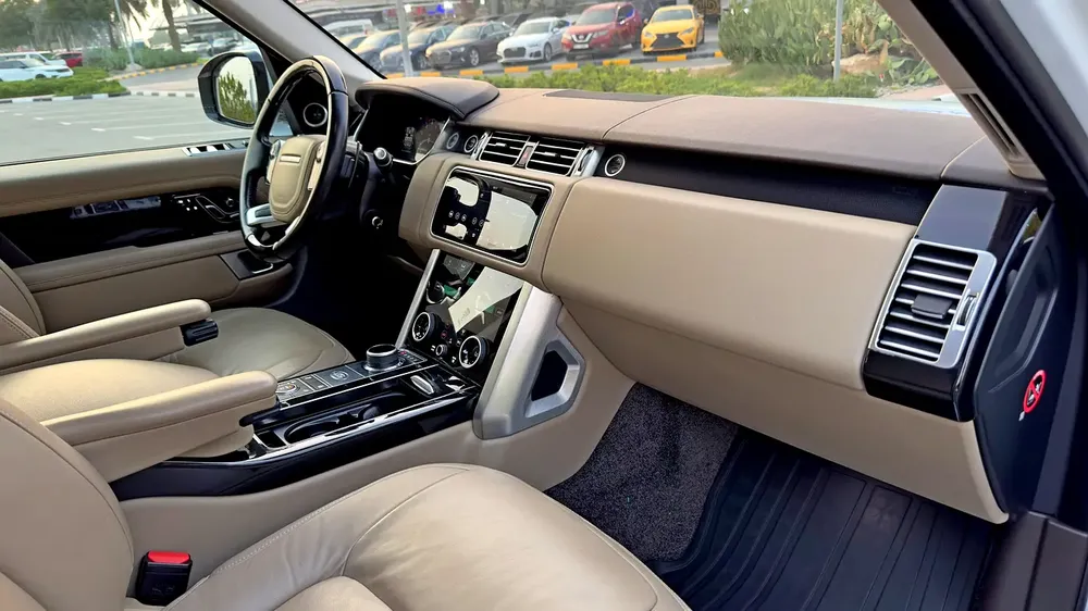 2018 Range Rover Vogue HSE V6, GCC Specifications - Image 10