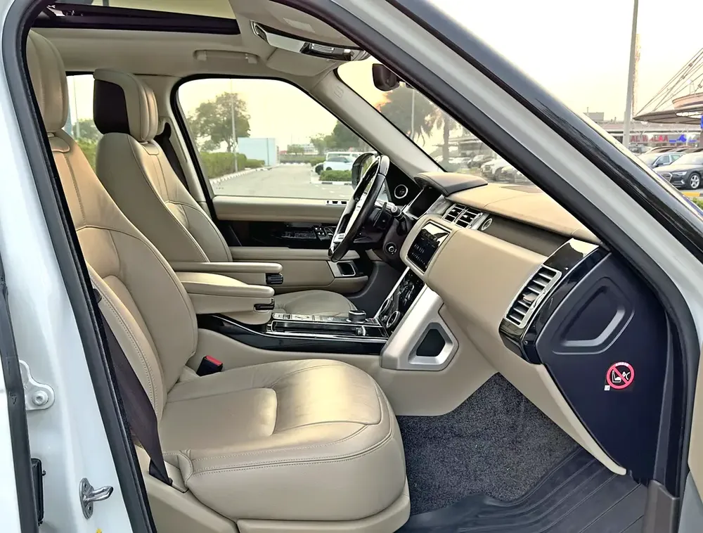 2018 Range Rover Vogue HSE V6, GCC Specifications - Image 11