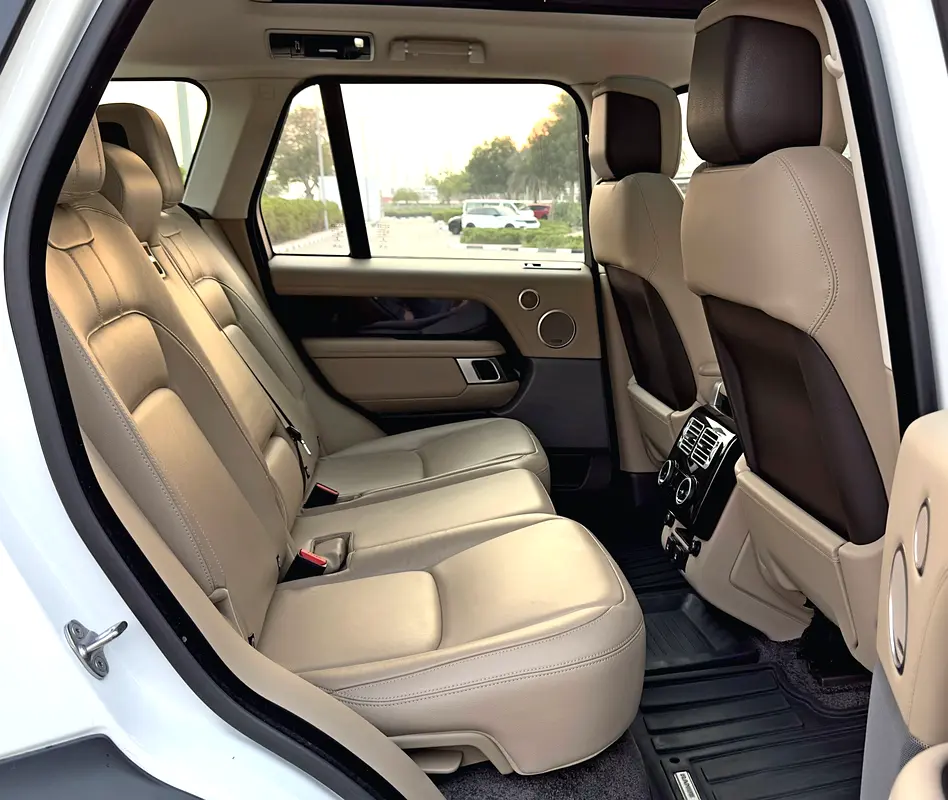 2018 Range Rover Vogue HSE V6, GCC Specifications - Image 13