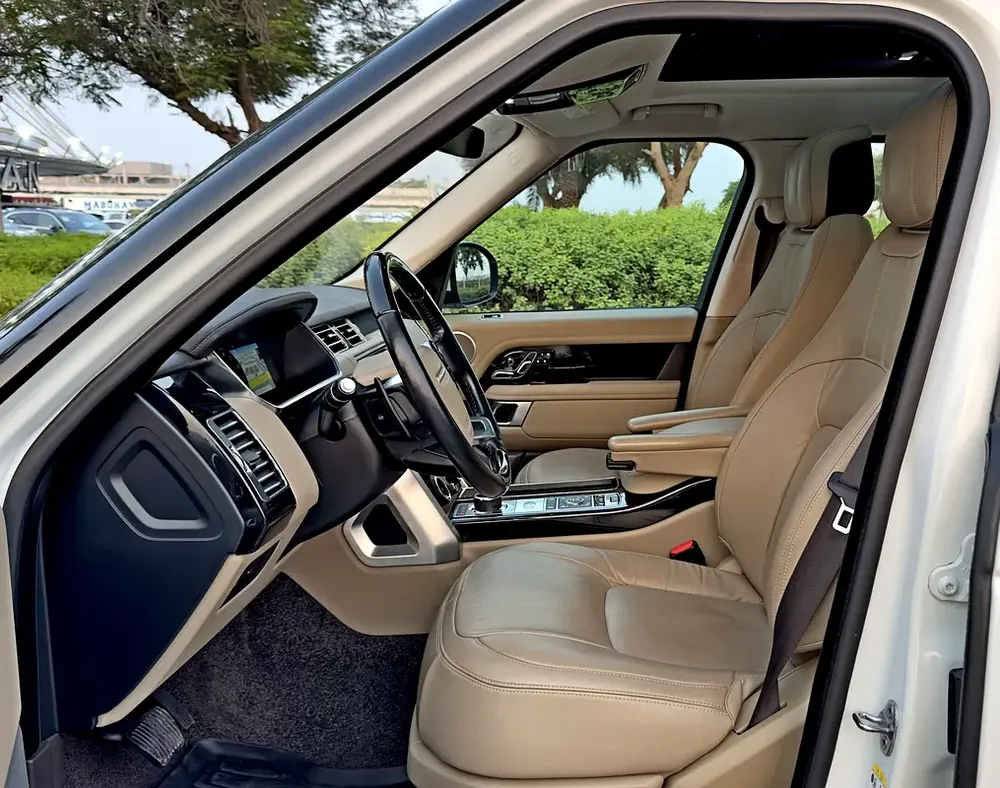 2018 Range Rover Vogue HSE V6, GCC Specifications - Image 9