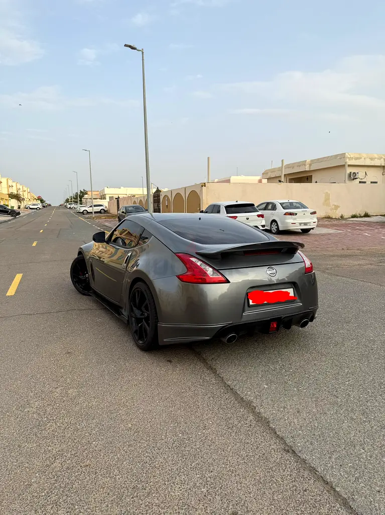 Nissan 370Z Sport 2014 | GCC Specs | Performance Coupe - Image 5