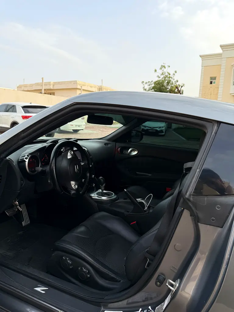 Nissan 370Z Sport 2014 | GCC Specs | Performance Coupe - Image 6