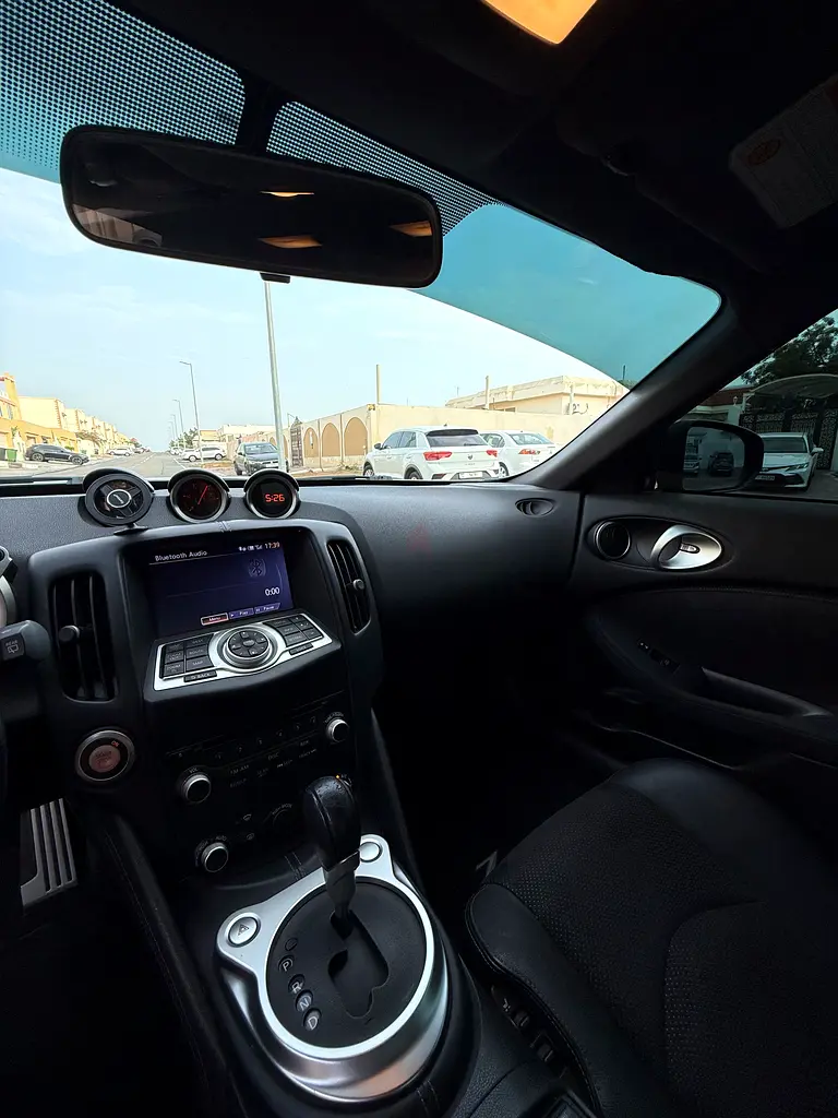Nissan 370Z Sport 2014 | GCC Specs | Performance Coupe - Image 7