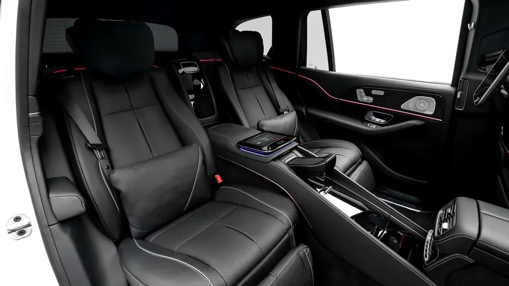 Mercedes-Benz GLS600 Maybach - 2023 - Japanese Specs - Image 12