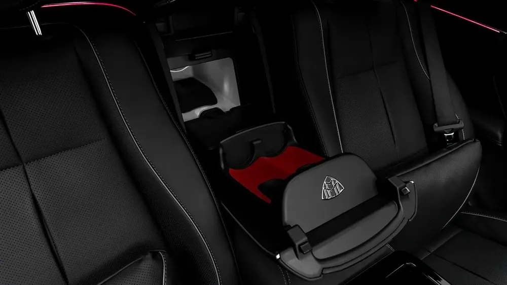 Mercedes-Benz GLS600 Maybach - 2023 - Japanese Specs - Image 15