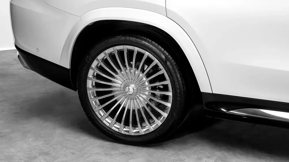 Mercedes-Benz GLS600 Maybach - 2023 - Japanese Specs - Image 18