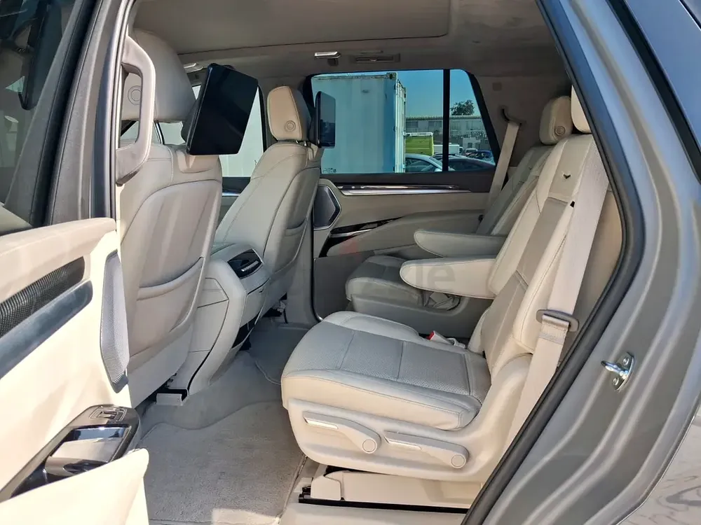Escalade platinum sport 2025 - Image 6