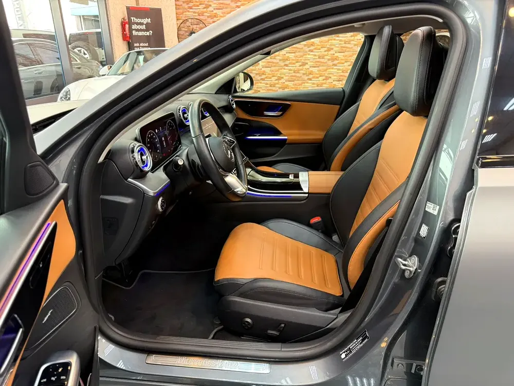 Mercedes C300 premium plus night edition - Image 10