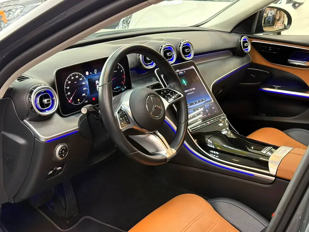 Mercedes C300 premium plus night edition - Image 11