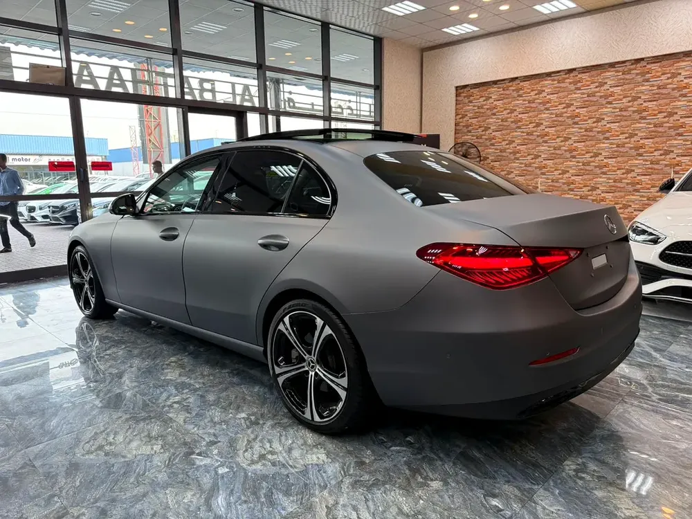 Mercedes C300 premium plus night edition - Image 5
