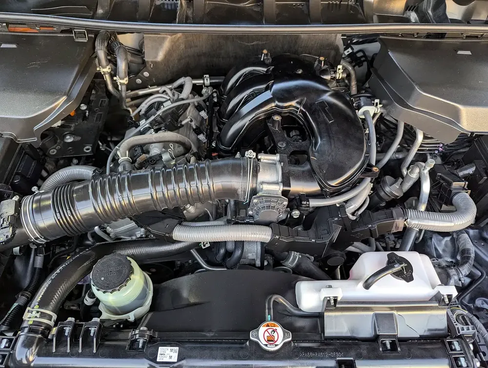 Toyota Land Cruiser GXR 2024 GCC Specs - V6 4.0L - Image 11