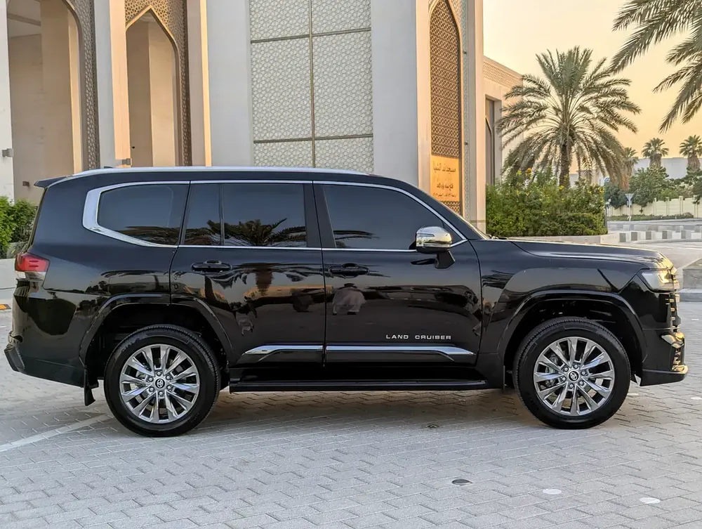 Toyota Land Cruiser GXR 2024 GCC Specs - V6 4.0L - Image 16