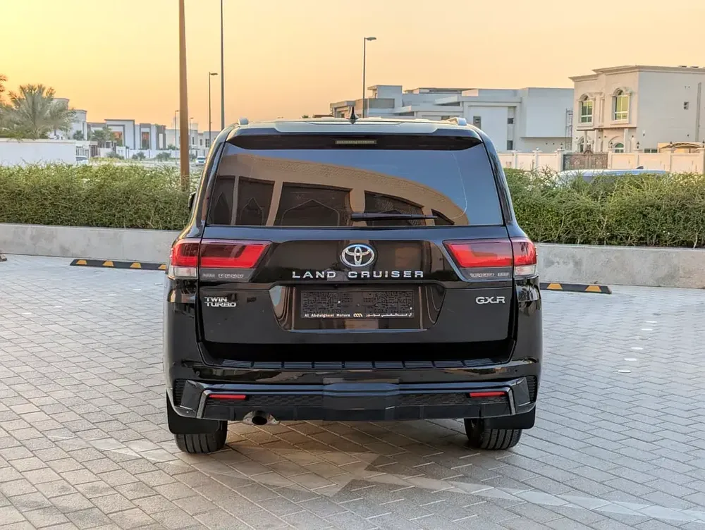 Toyota Land Cruiser GXR 2024 GCC Specs - V6 4.0L - Image 18