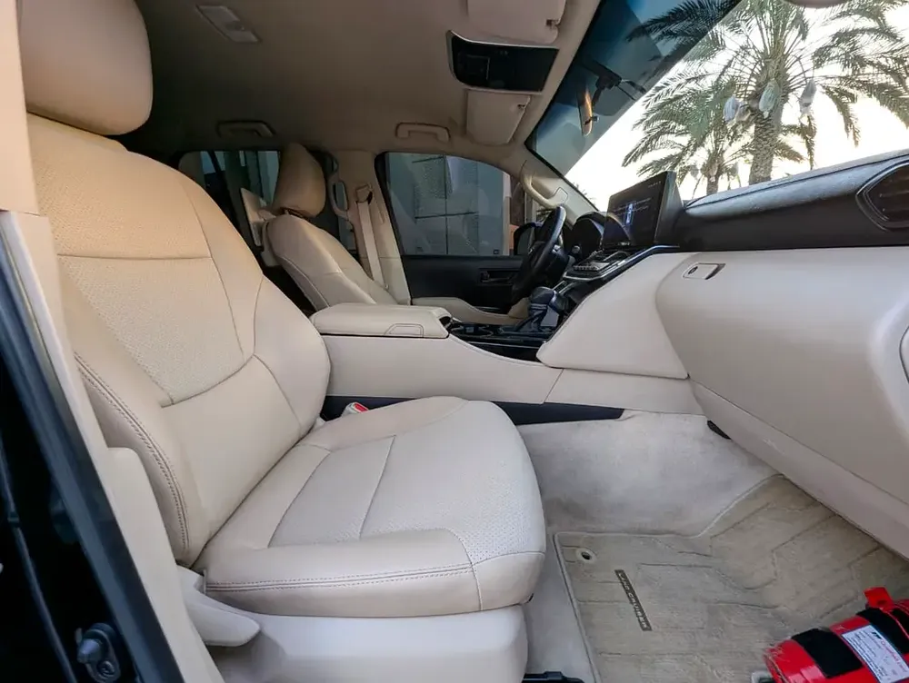 Toyota Land Cruiser GXR 2024 GCC Specs - V6 4.0L - Image 6