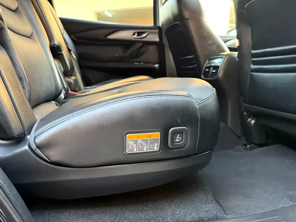 2021 MAZDA CX9 LIMITED FULL OPTION MOONROOF 2.5L 7 SEATS CANADA SPEC - Image 10