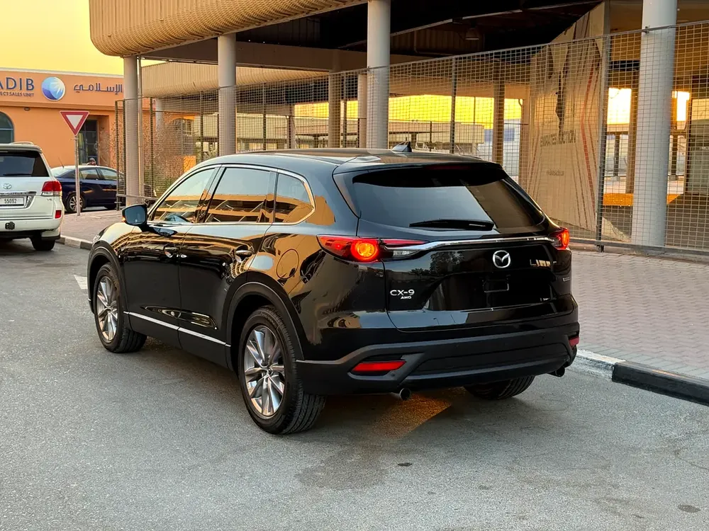 2021 MAZDA CX9 LIMITED FULL OPTION MOONROOF 2.5L 7 SEATS CANADA SPEC - Image 4
