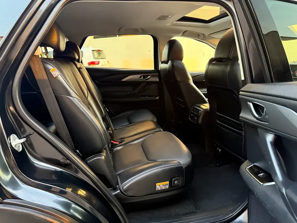 2021 MAZDA CX9 LIMITED FULL OPTION MOONROOF 2.5L 7 SEATS CANADA SPEC - Image 8