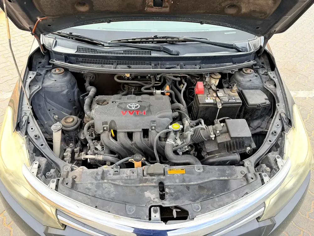 Toyota YARIS 2014 SE+ 1.5L Full Option Push Start - Image 4