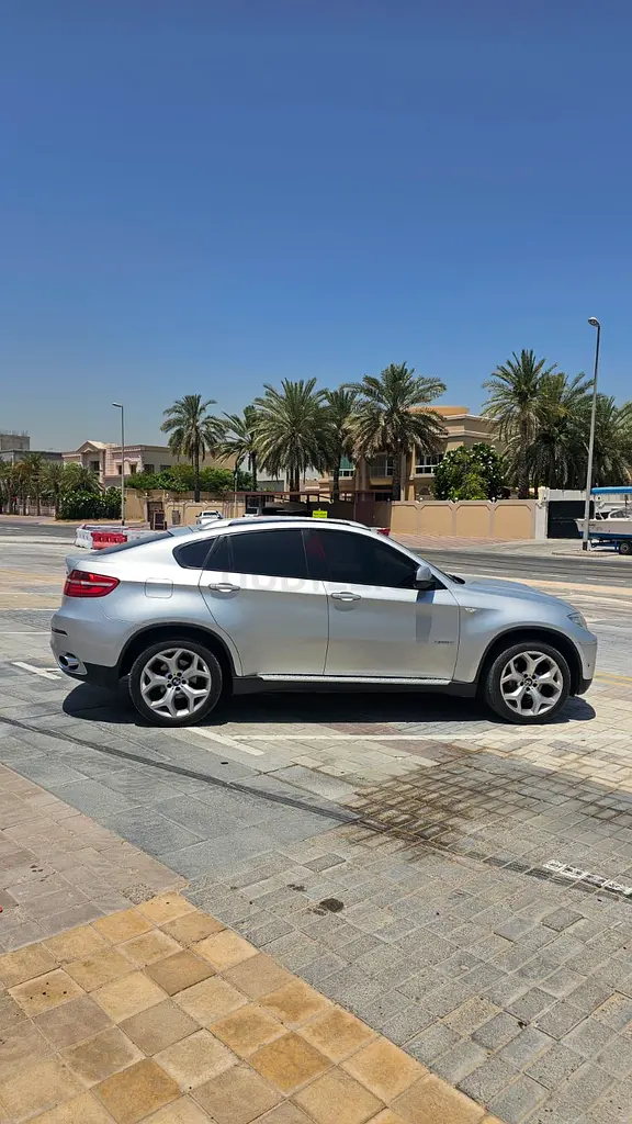 BMW X6 xDrive35i 2013 GCC Specs - Well Maintained - Image 4
