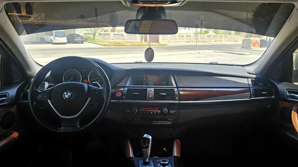 BMW X6 xDrive35i 2013 GCC Specs - Well Maintained - Image 6
