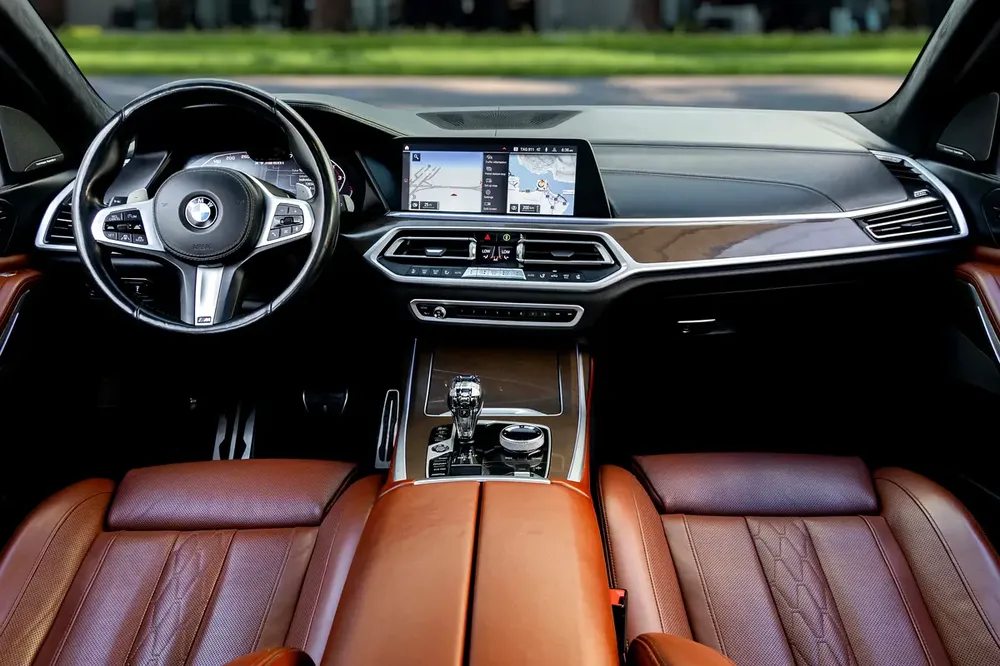 3,623 P.M |  X7 M50i | 0% Downpayment | Impeccable Condition! - Image 8