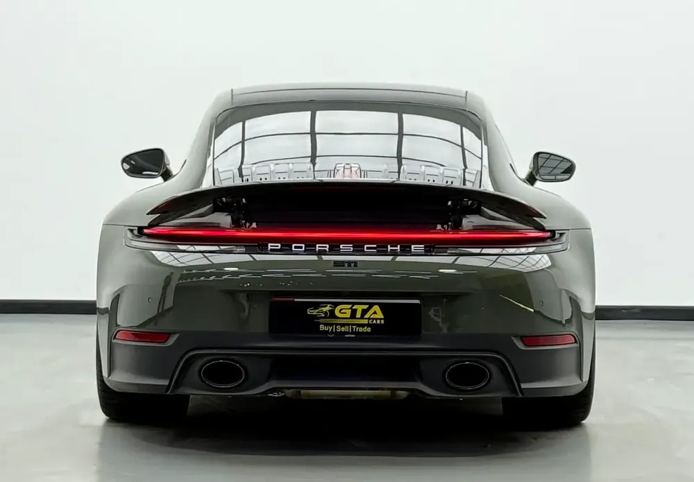 2025 Porsche 911 Carrera ,Porsche Warranty ,Full Porsche Service History ,GCC - Image 5
