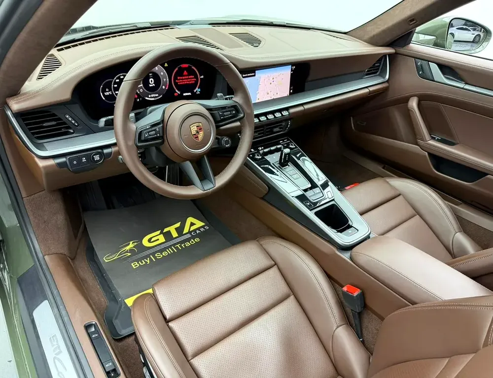2025 Porsche 911 Carrera ,Porsche Warranty ,Full Porsche Service History ,GCC - Image 8