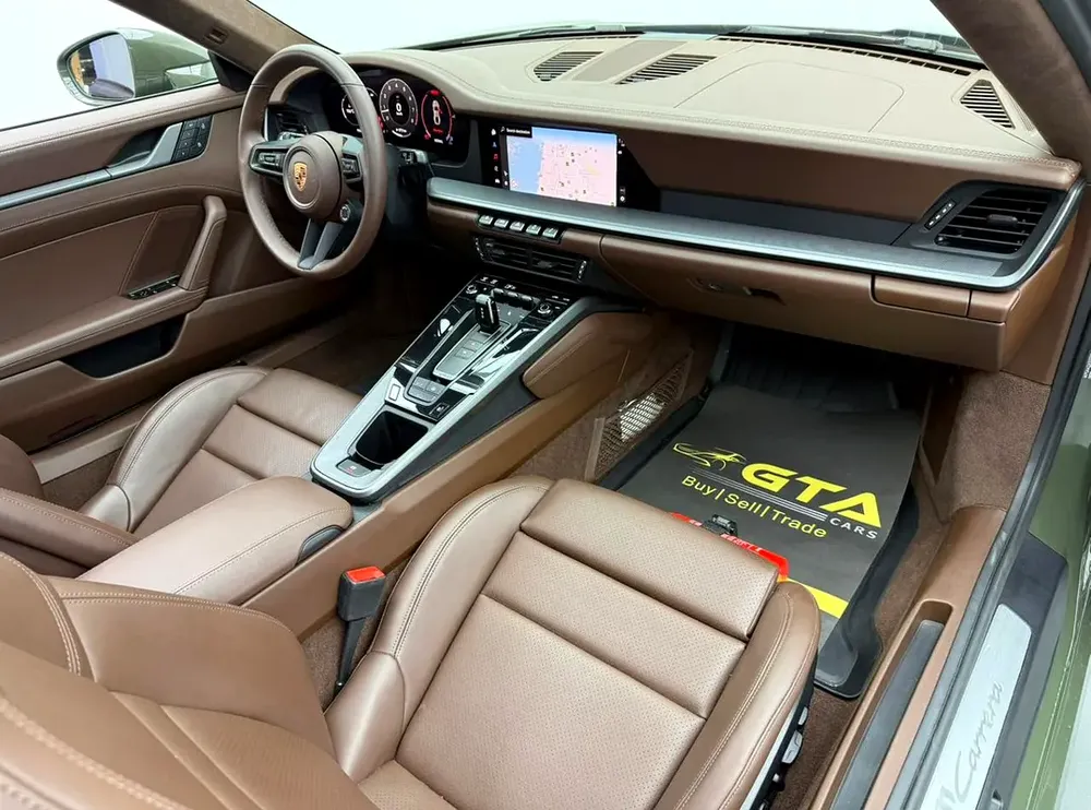 2025 Porsche 911 Carrera ,Porsche Warranty ,Full Porsche Service History ,GCC - Image 9