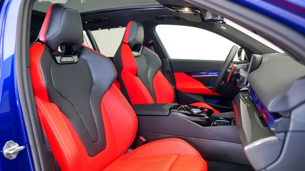 Special Offer | AED 9,217 PM | Warranty until 2030 | 2026 BMW M5 Competition - Image 5