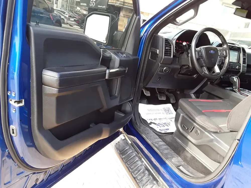 Ford F-150 Lariat 2017 GCC Specs - Image 4