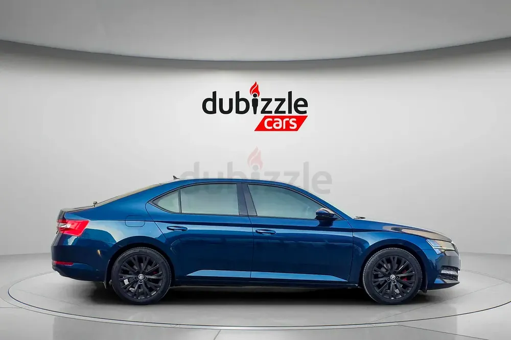 AED 1140/month | 2022 Skoda Superb  | GCC Specs | Ref#418919 - Image 4