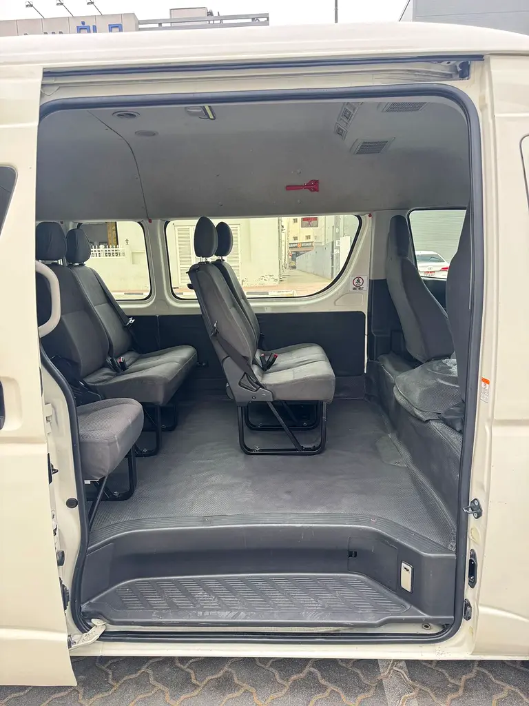 Toyota Hiace 2018 Hiroof Passenger VAN 15 Seater - Image 12