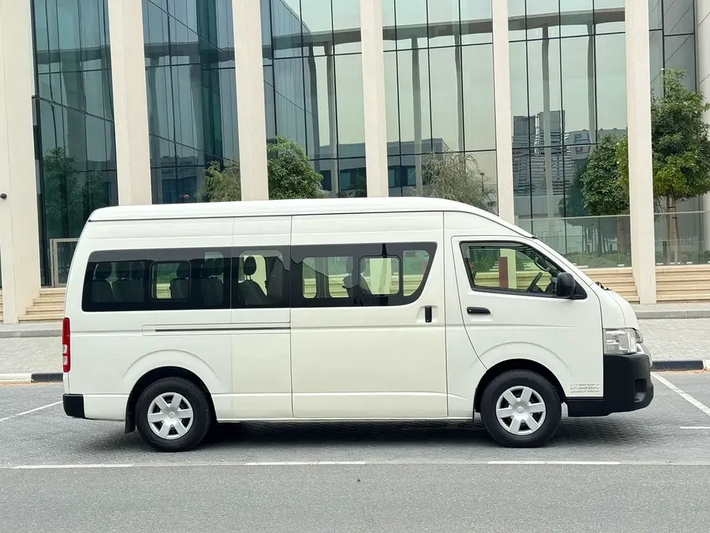 Toyota Hiace 2018 Hiroof Passenger VAN 15 Seater - Image 7