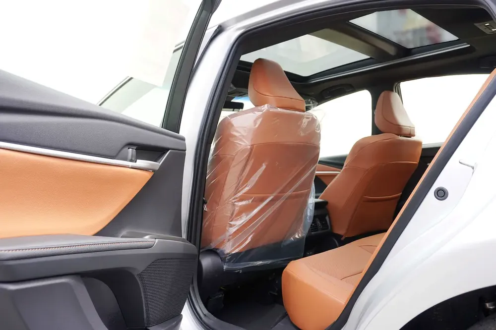 2025 MODEL TOYOTA-CAMRY 2.5L GLE - Image 11